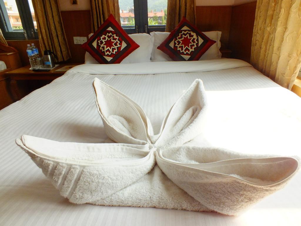 Hotel Greenland Pokhara Ruang foto