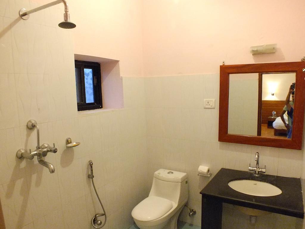 Hotel Greenland Pokhara Ruang foto