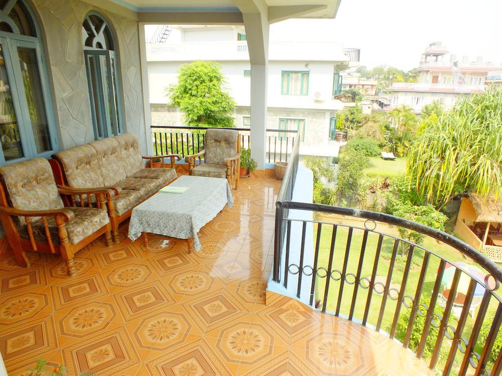 Hotel Greenland Pokhara Bagian luar foto